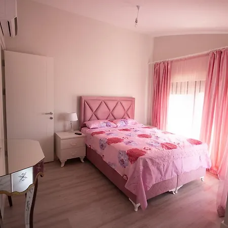 Apartment Limon Park